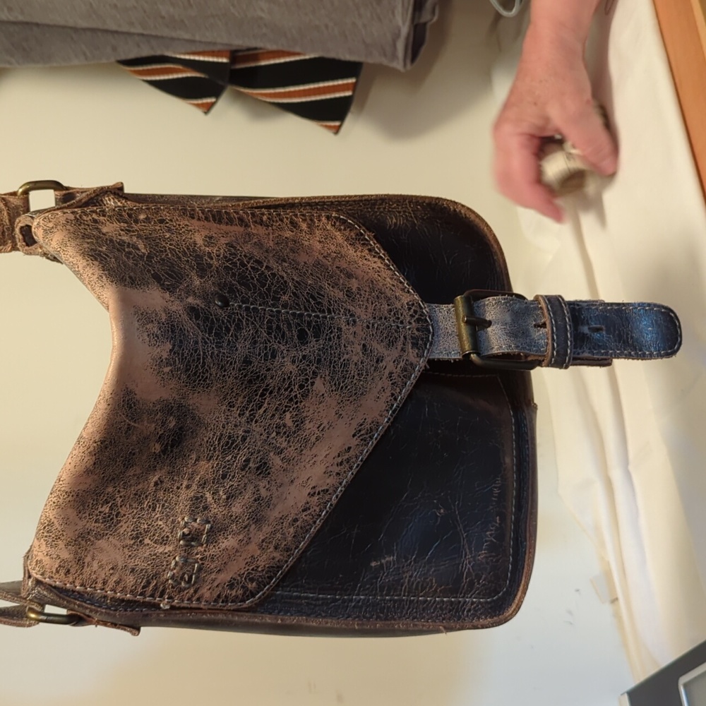 Bed Stu Teak Lux Venice Beach Buckle Weathered Leather Crossbody Bag